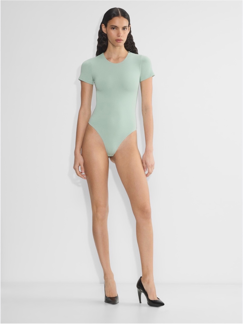 NWT Aritzia Short Sleeve Contour Bodysuit in Mint Green
